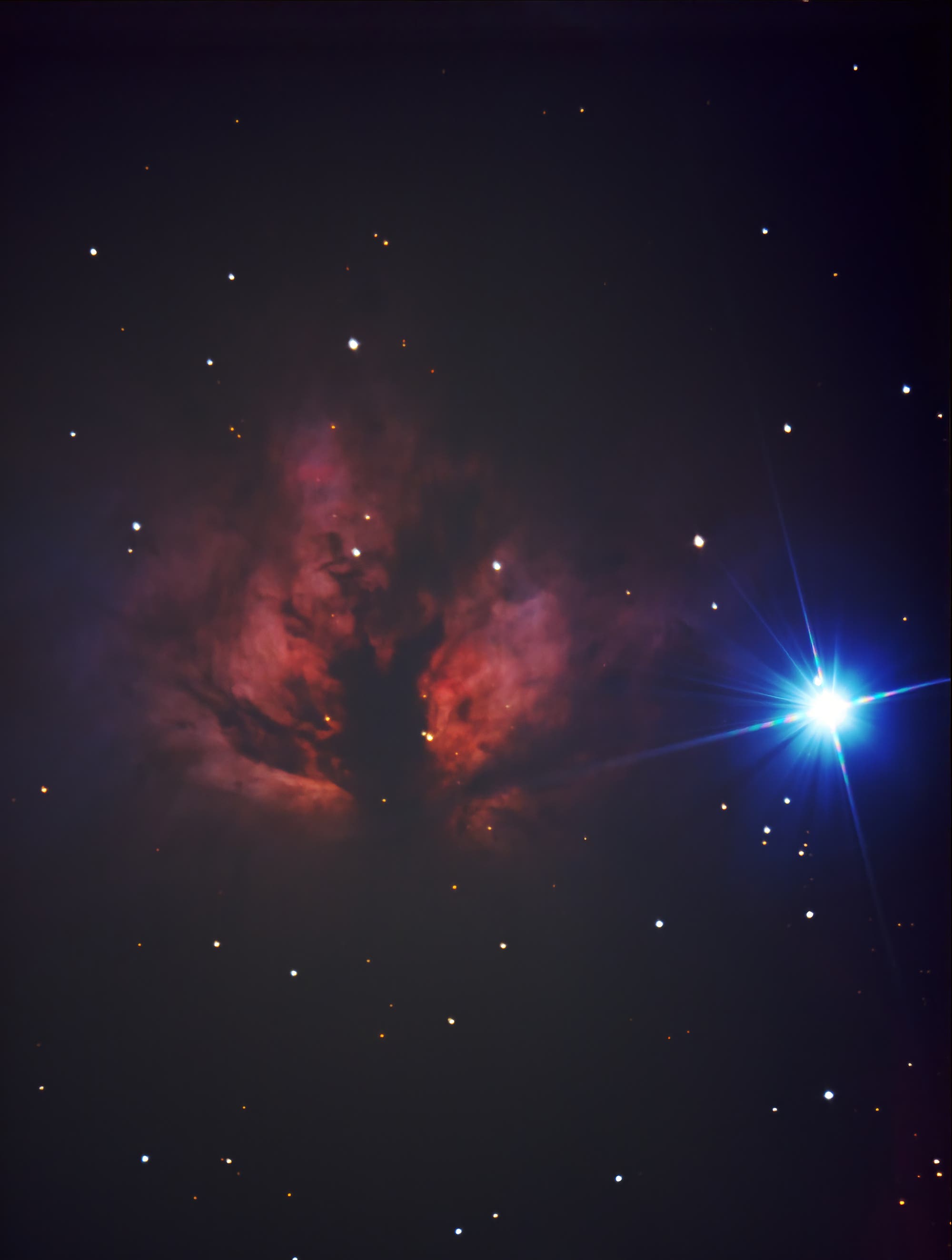 Flammennebel mit Alnitak - Spektrum der Wissenschaft